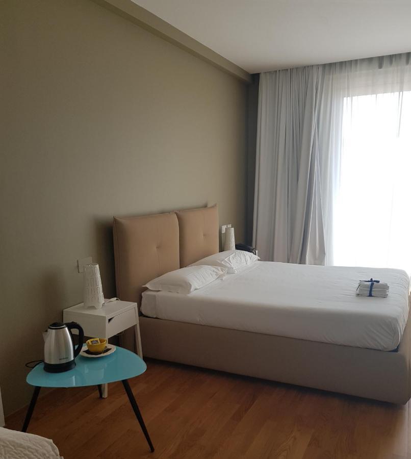 Copacabana Hotel Design مارغريتا دي سافويا المظهر الخارجي الصورة
