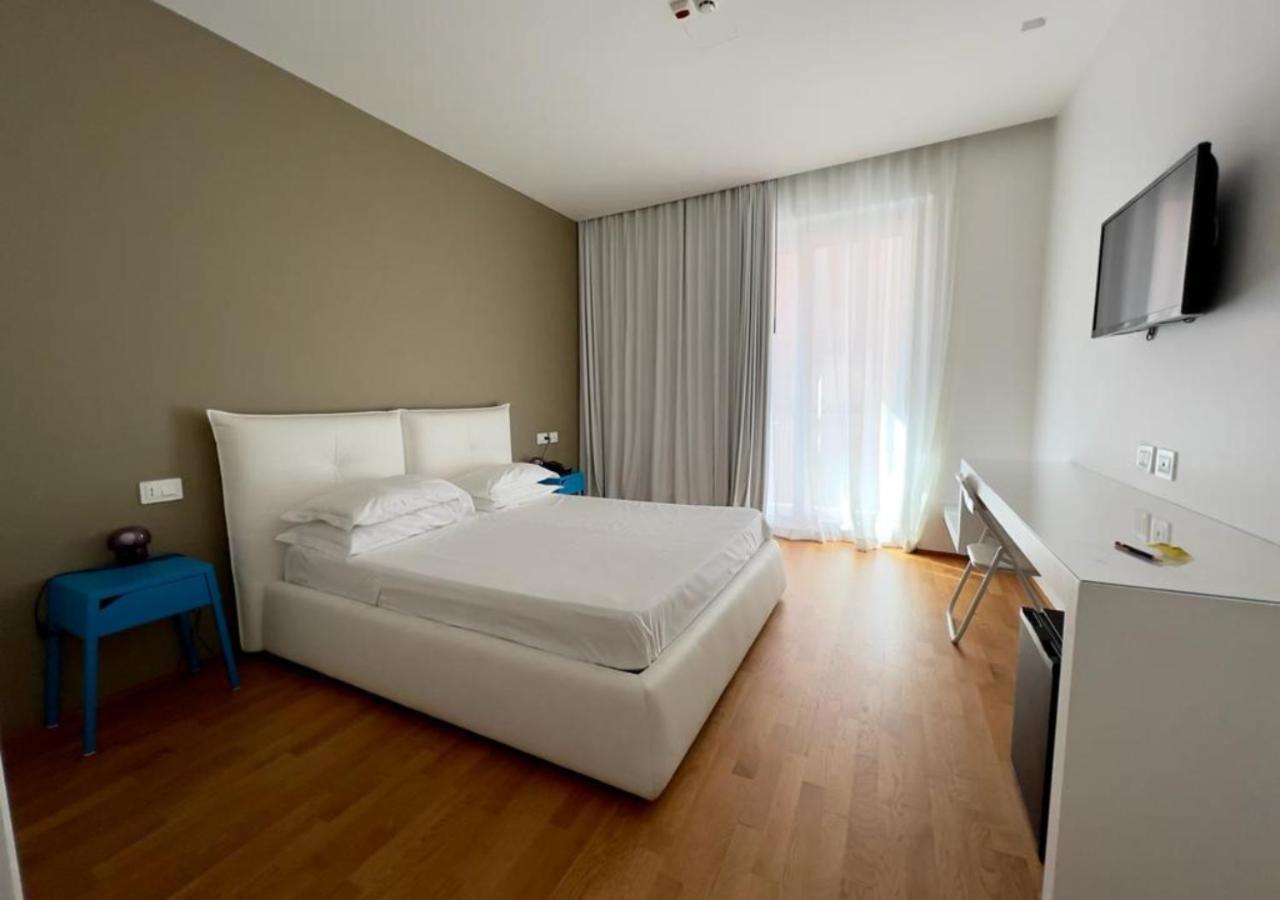 Copacabana Hotel Design مارغريتا دي سافويا المظهر الخارجي الصورة